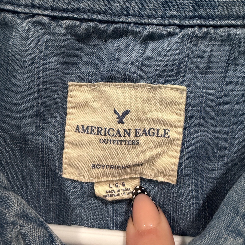 American Eagle Outfitters Light Blue Denim Shirt boyfriend fit - Picture 3 of 5